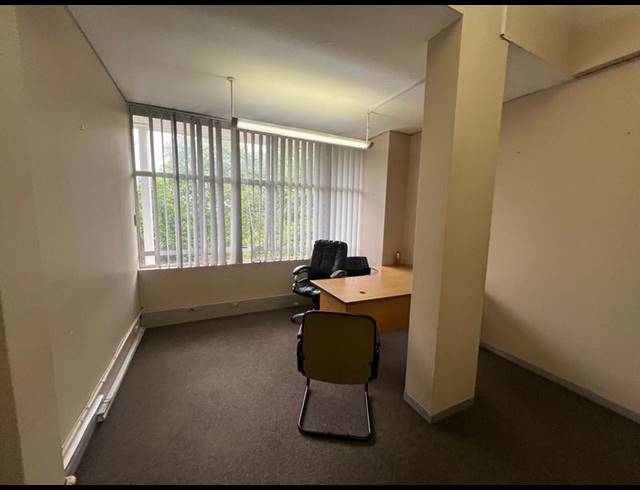 OFFICE FOR SALE IN CLARENDON